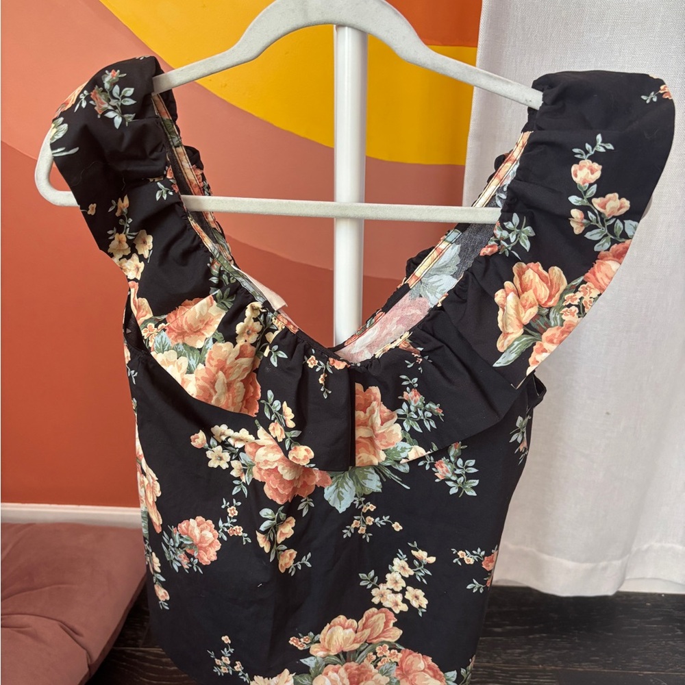 NWT Sézane floral top - Perfect condition